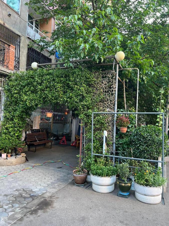 3 Room Flat In Tbilisi Exterior foto
