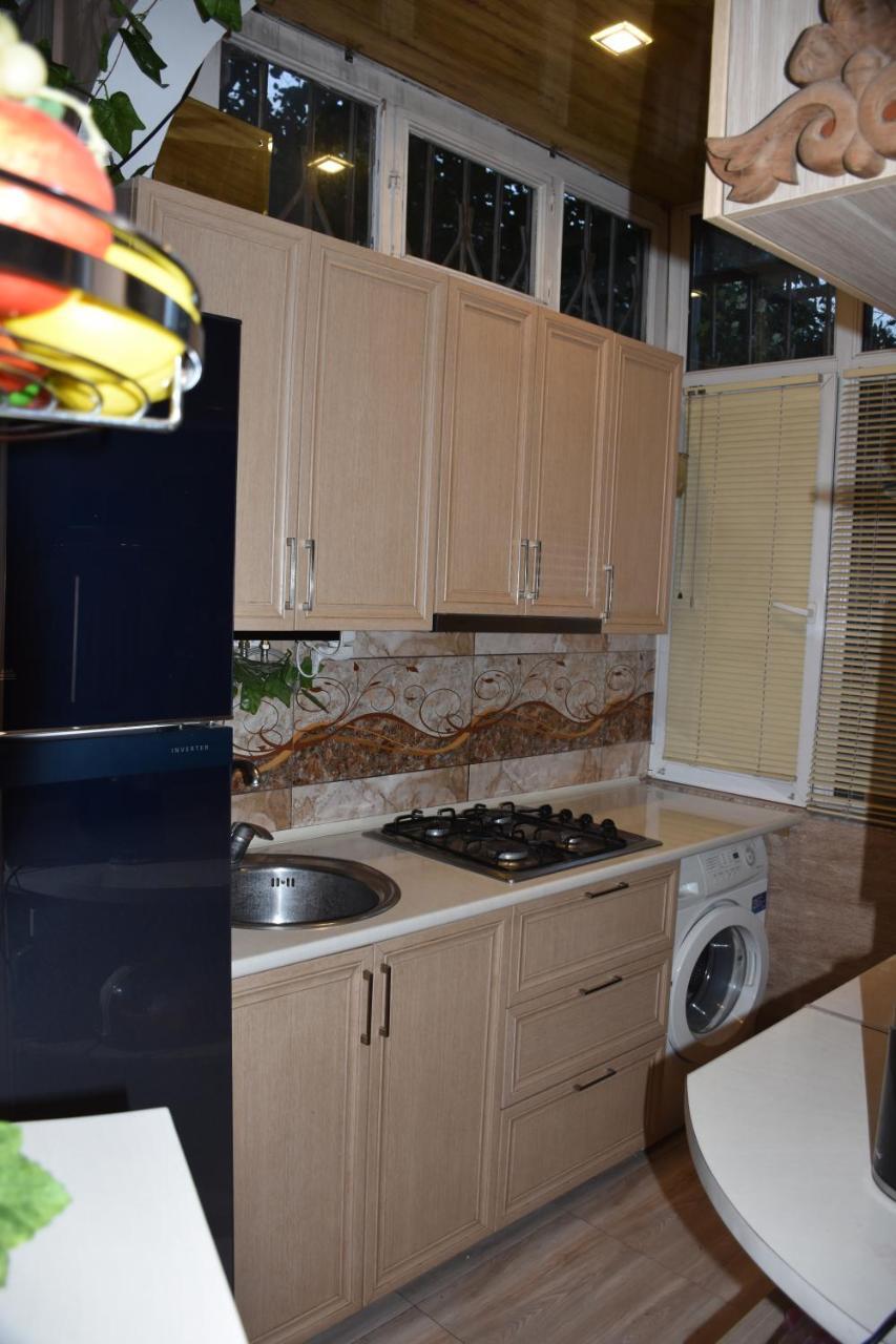 3 Room Flat In Tbilisi Exterior foto